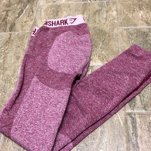 Gym shark leggings!!